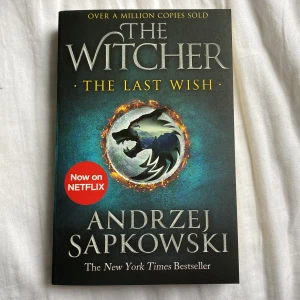 The Witcher - The Last Wish - Har inte läst den är i bra skick 👍