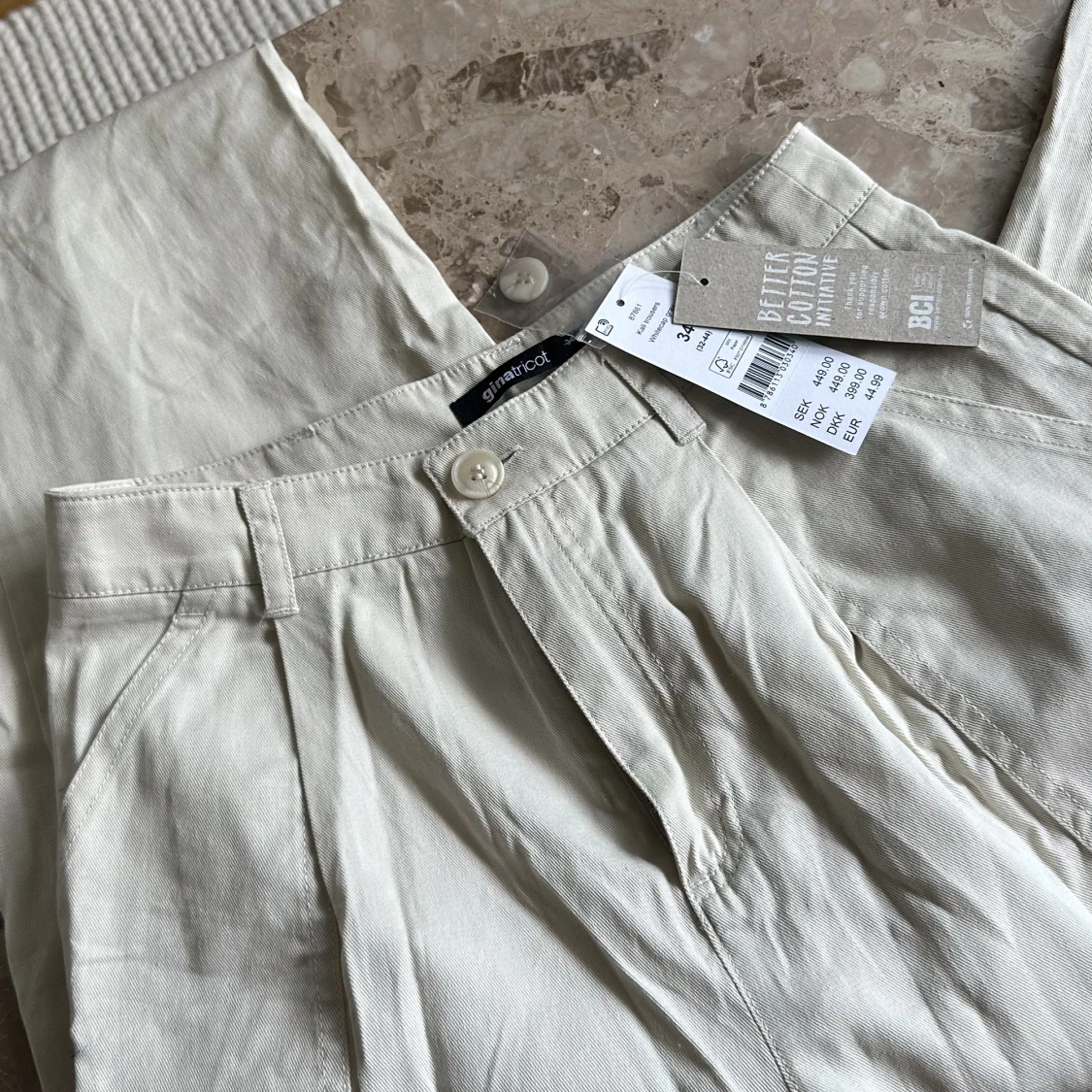 Slutsålda ”finbyxor” 