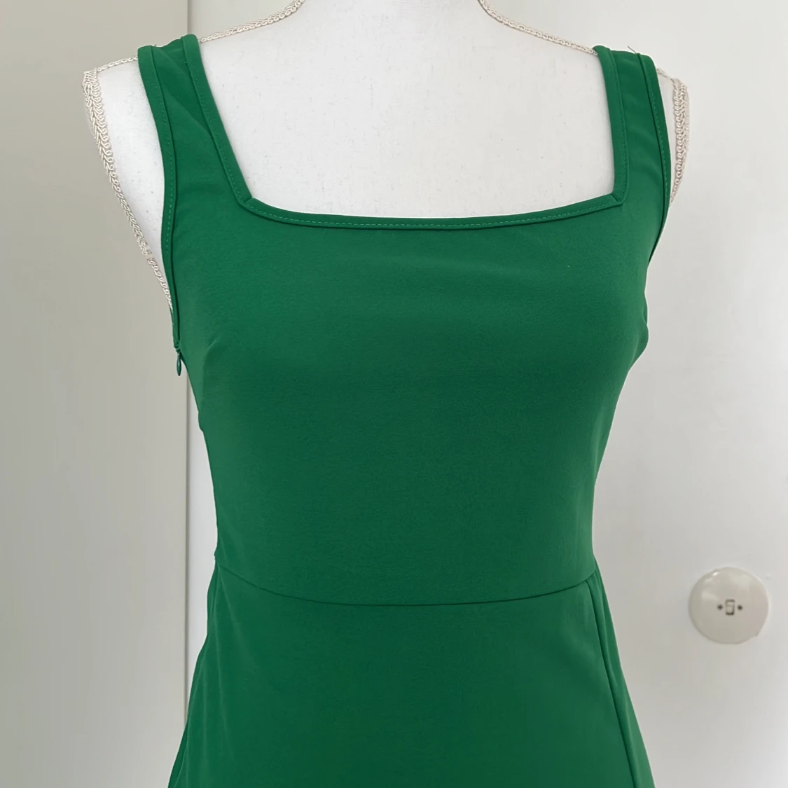 Klänning med slitz - 90