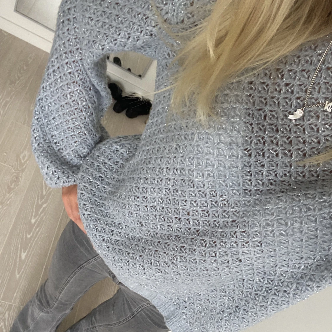 Glittrig stickad tröja  - 90