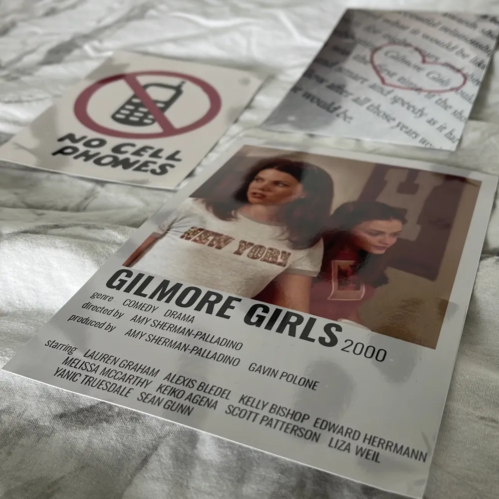 Posters med gilmore girls tema 🫶 1 för 15 3 för 40, säljer massa mer posters inne på min sida! ❗️De markerade är sålda❗️. Övrigt.
