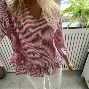 Blus från Sandro - Jättefin blus från Sandro. Använd fåtal ggr men som ny!