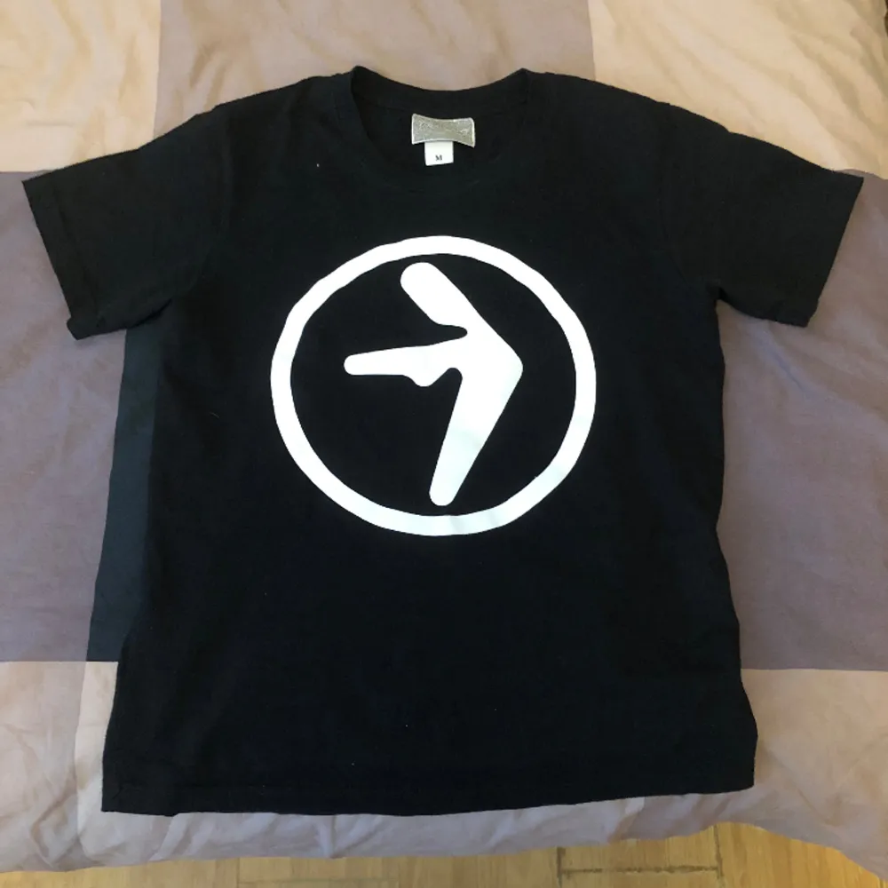 Aphex twin shirt utan fel! Fler bilder kan skickas vid begäran. . T-shirts.