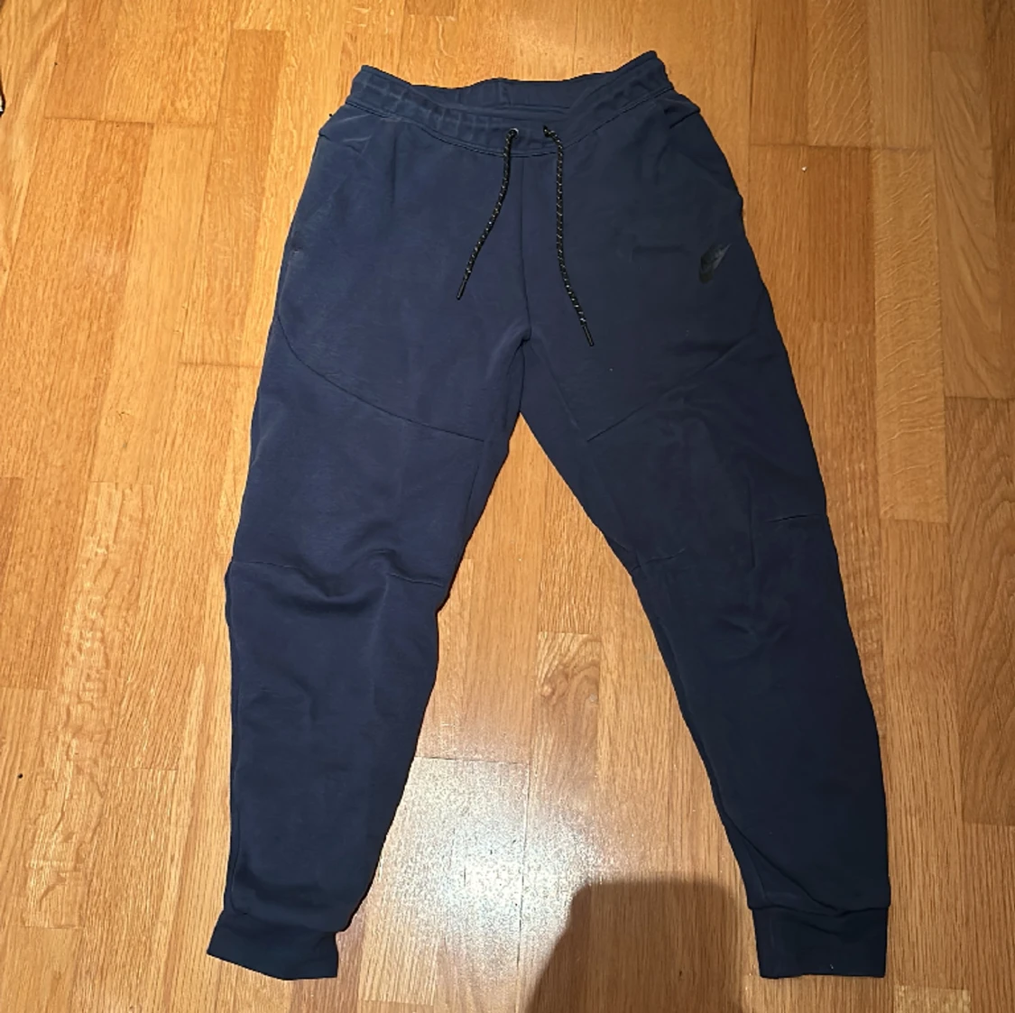 Nike tech fleece mörkblå