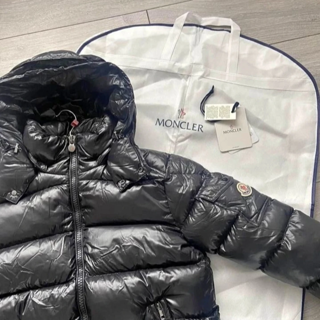 Moncler maya