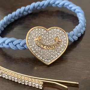 Juicy armband/ gumminsnodd - Aldrig använd köpt 2010nånting å känns fel att slänga:(