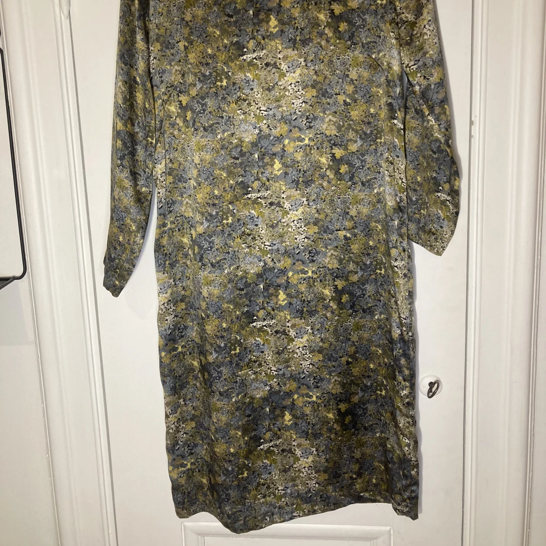 Whyred klänning 100% siden S/36 - 90