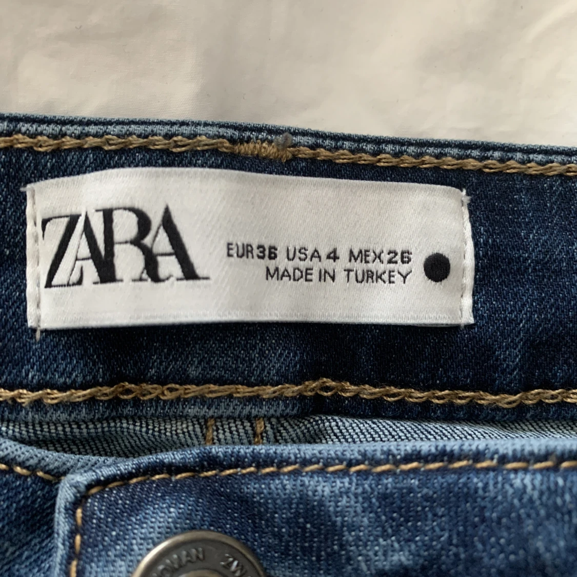 Säljer mina zara jeans❤️ - 90