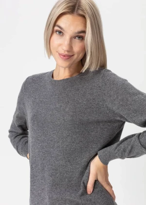 NY! Klassisk Kashmirtröja 100% Kashmir  - 100% kaschmir tröja i stl M. Nypris 1199:- Så mjuk och skön, inget som är stickigt. Ny med lapparna kvar, dessvärre har det gått för lång tid för att lämna tillbaka..