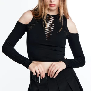 Topp - Helt ny med prislappen kvar 