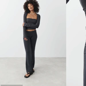 Low Waist yogapants - Säljer dessa trendiga yogapants från Gina då de är en aning korta på mig som är 170 ungefär. Använda en gång. 