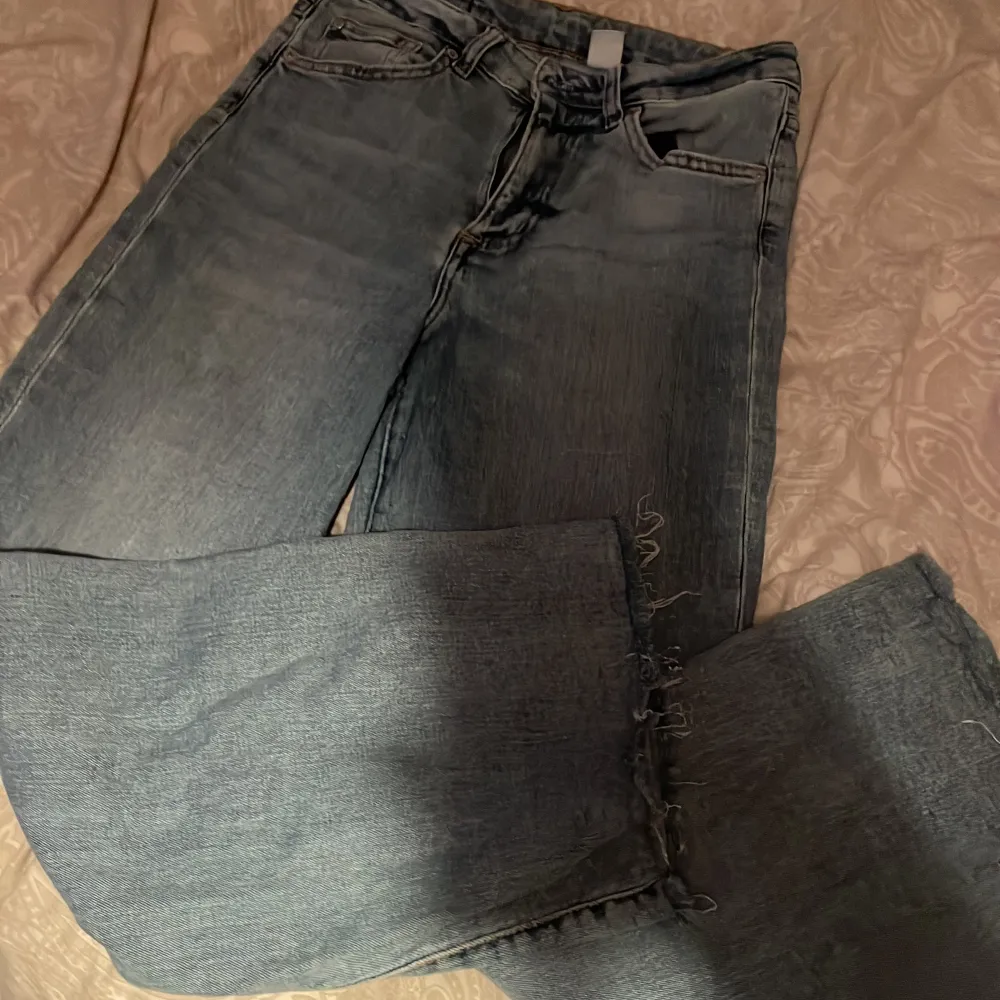 Baggy jeans från hm,som nya. Jeans & Byxor.
