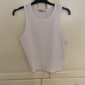 Vit linne  - Nytt skikt 