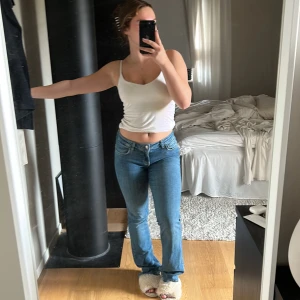 Zara jeans  - Aldrig använda, super fina nu till hösten!