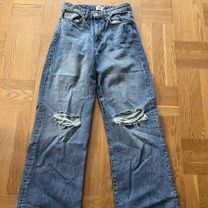 Vida jeans - Vida jeans från Lager157 i storlek S/M.  Aldrig använda.