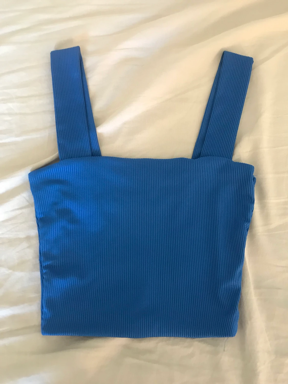 Blått tajt linne - 90