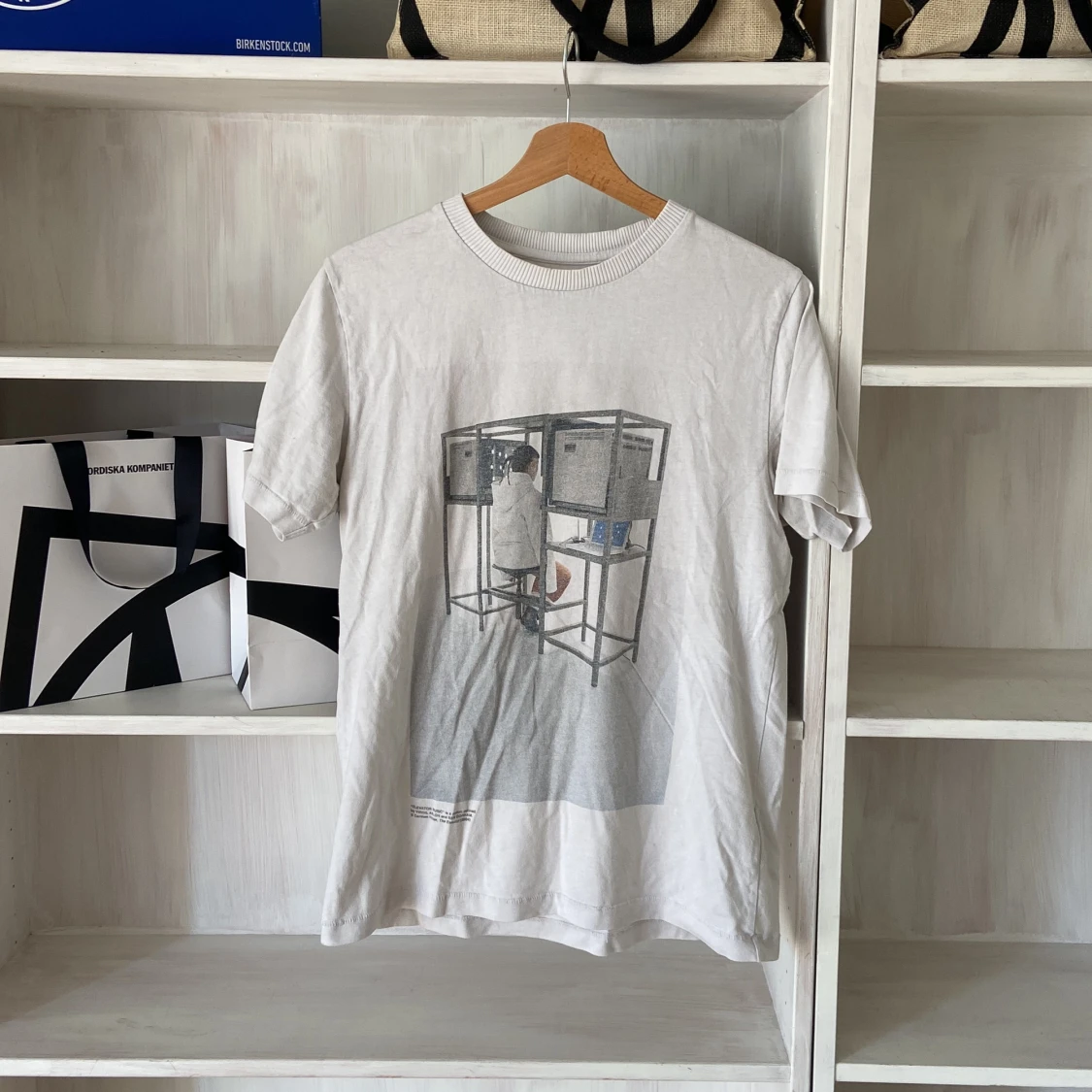 Off-White T-shirt