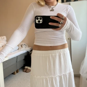 Långärmad - Långärmad tisha från abercrombie & fitch i storlek s. Helt oanvänd, aningen see through 