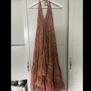 Världens finaste ibiza klänning - Köpt i marbella 