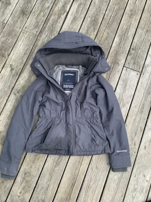 Vinterjacka  - Säljer pga ingen mer användning 