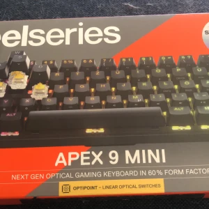 Världens snabbaste keyboard  - Bara testad ny skick inga defekter milky Yellow switches ny pris 1500