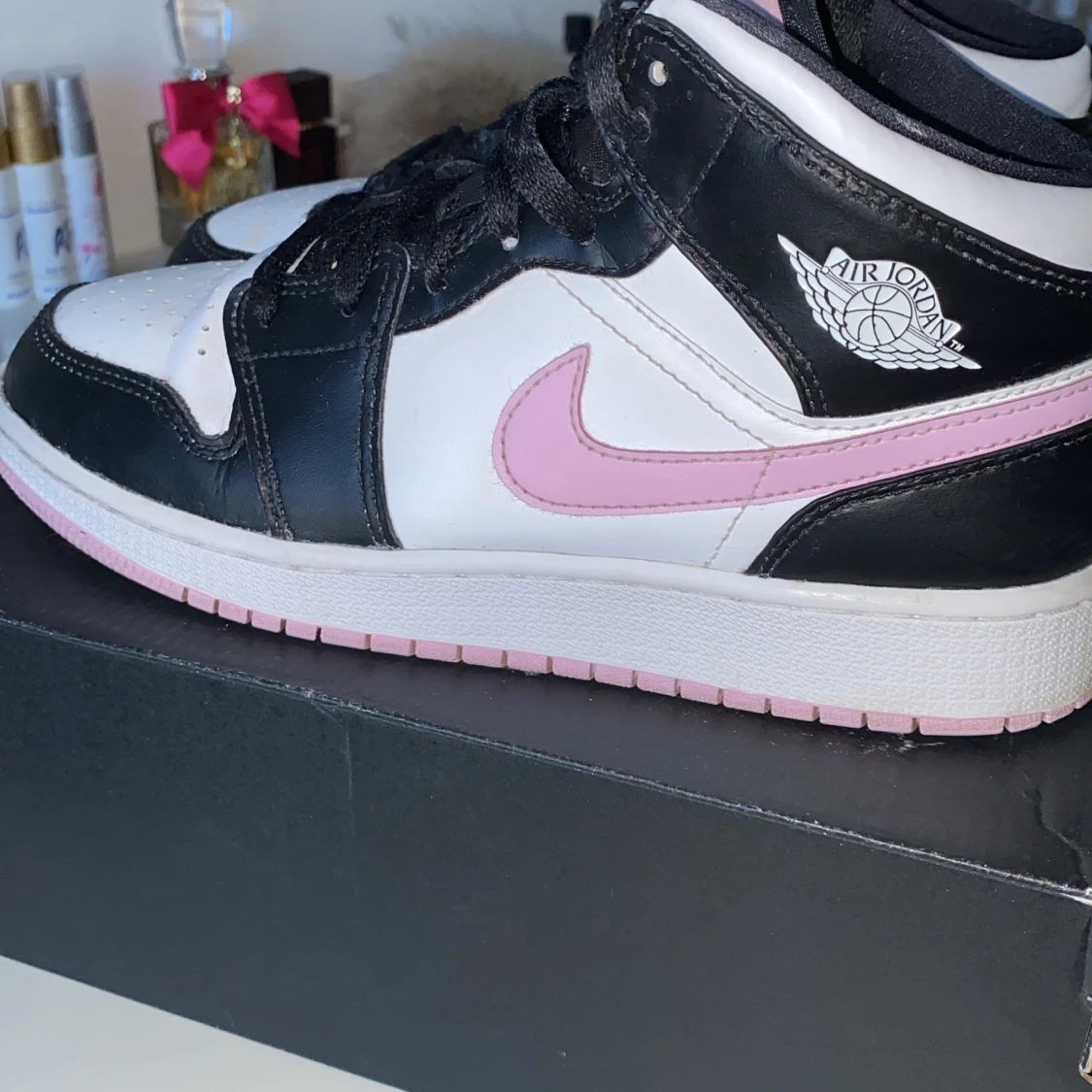 Rosa Jordans 