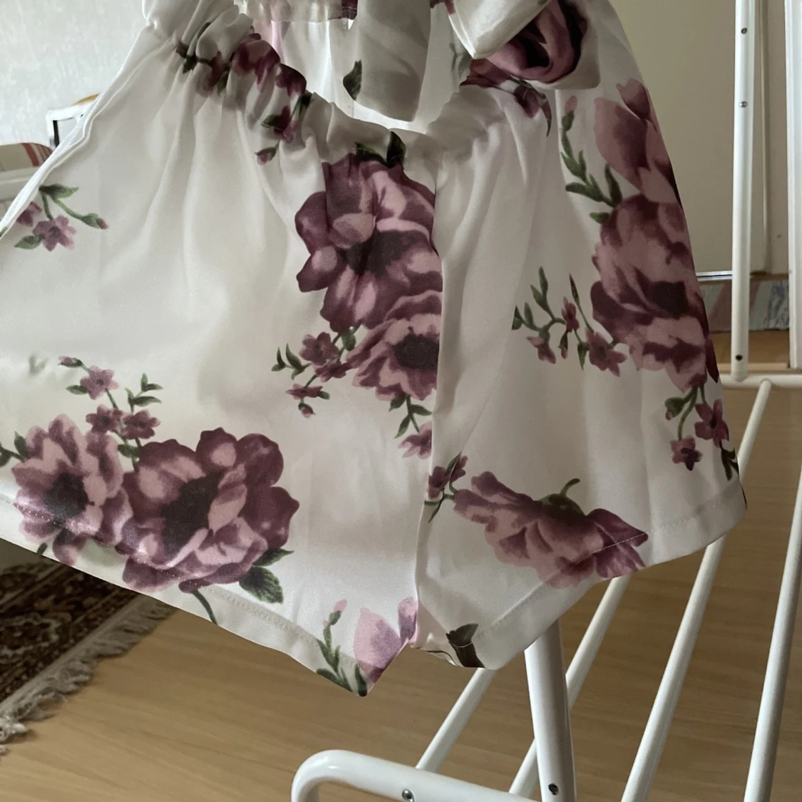 Vit blommig playsuit - 91