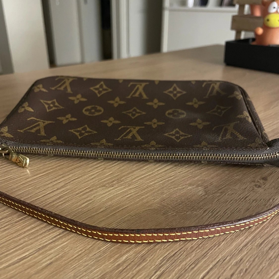 Louis vuitton pochette acessories  - 90
