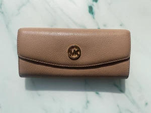 Michael kors plånbok  - Plånbok från Michael kors 