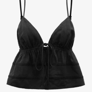 Topp - Säljer denna oanvända topp, skriv för mer bilder