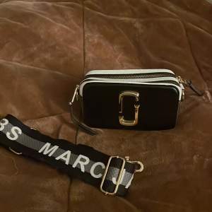 Marc Jacobs väska  700kr + frakt (budgivning) 🤍🤍