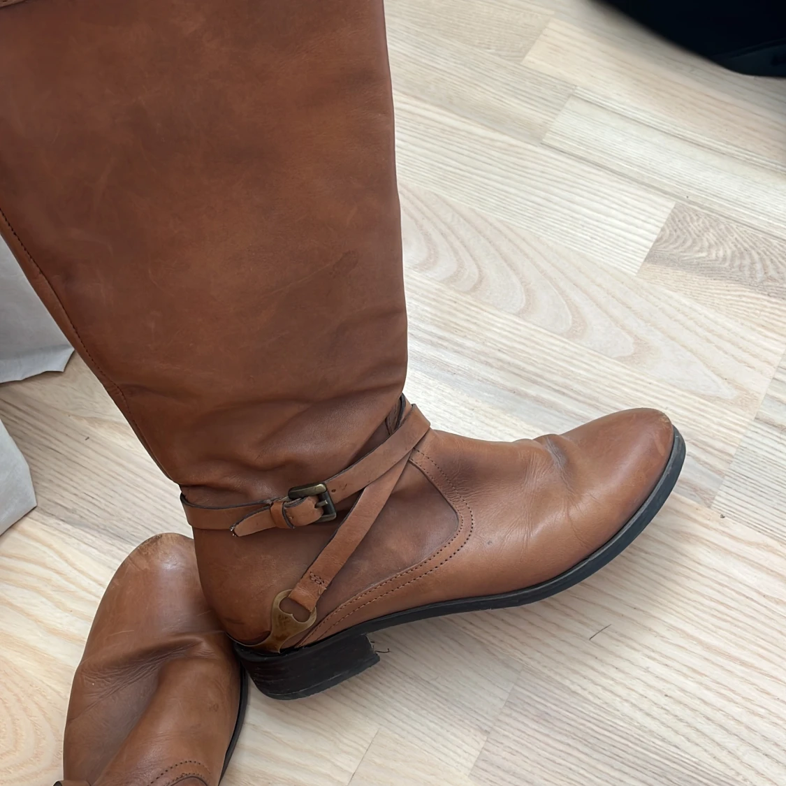 Bruna stövlar  - 90