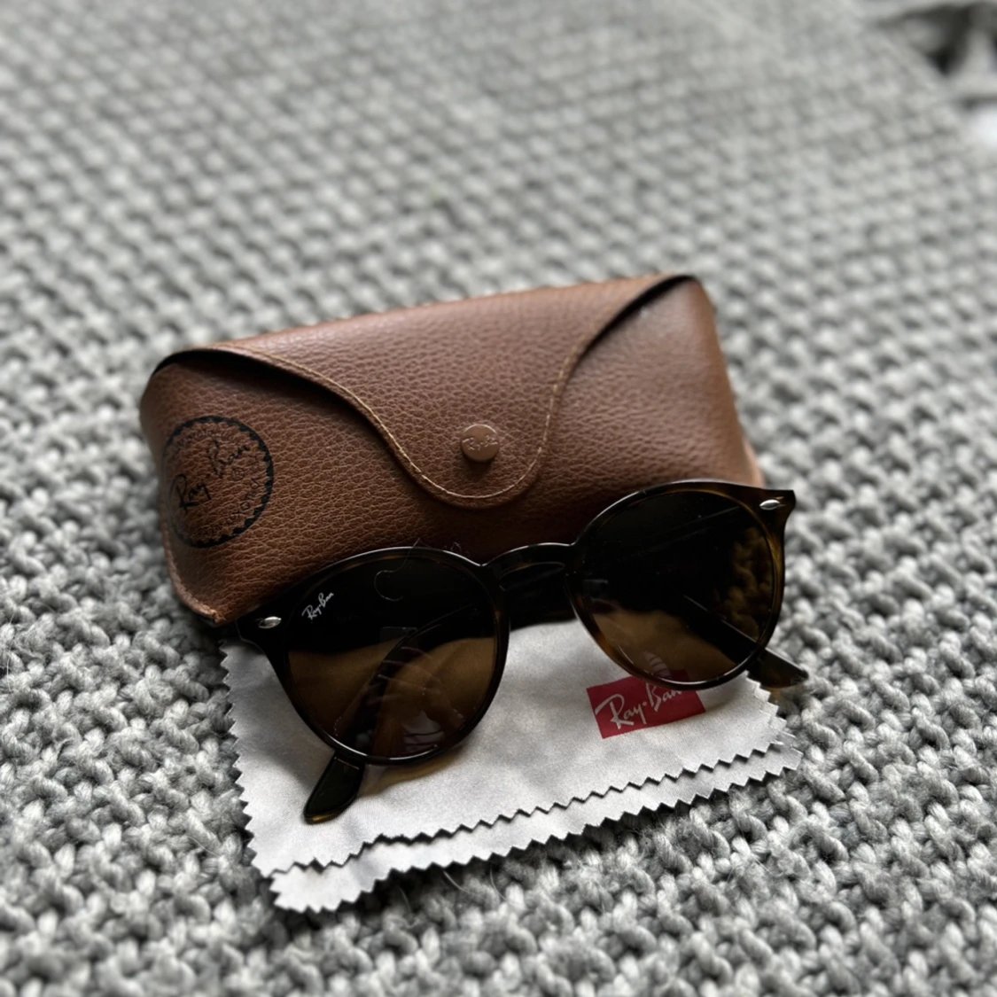 Ray-Ban solglasögon  - 90