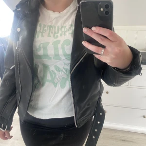 t shirt - vit t shirt från gina