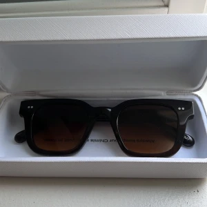 Chimi 04 - Chimi 04 Brown Frakt tillkommer 