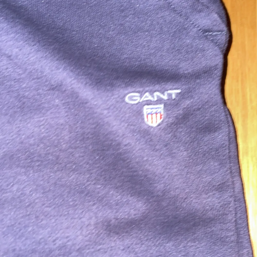Gant shorts, mörkblåa. Shorts.