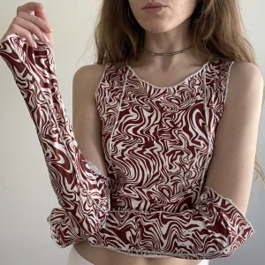 Shein topp, S - Shein topp med extra armvärmare, Strl Small, använd 1 gång.