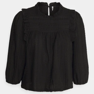 Tröja - Oanvänd tröja i storlek xs från JDY, prislappen är kvar. Slutsåld i alla storlekar 