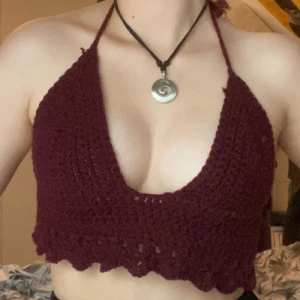 Virkad bralette💘 - En virkad top av mig som är lite urringad💘 Skulle säga att det är en 75 C kupa😊