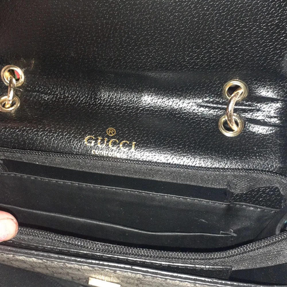 Gucci väska queen margaret aldrig använd.. Accessoarer.