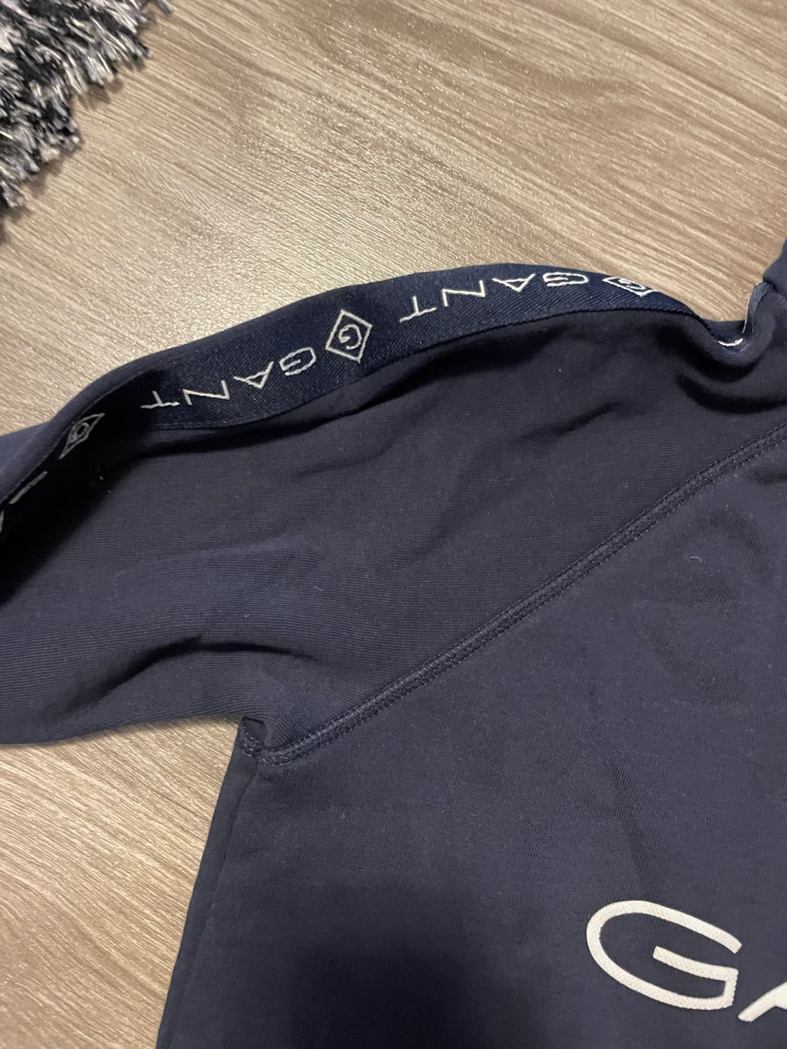 Gant huvtröja  - 90