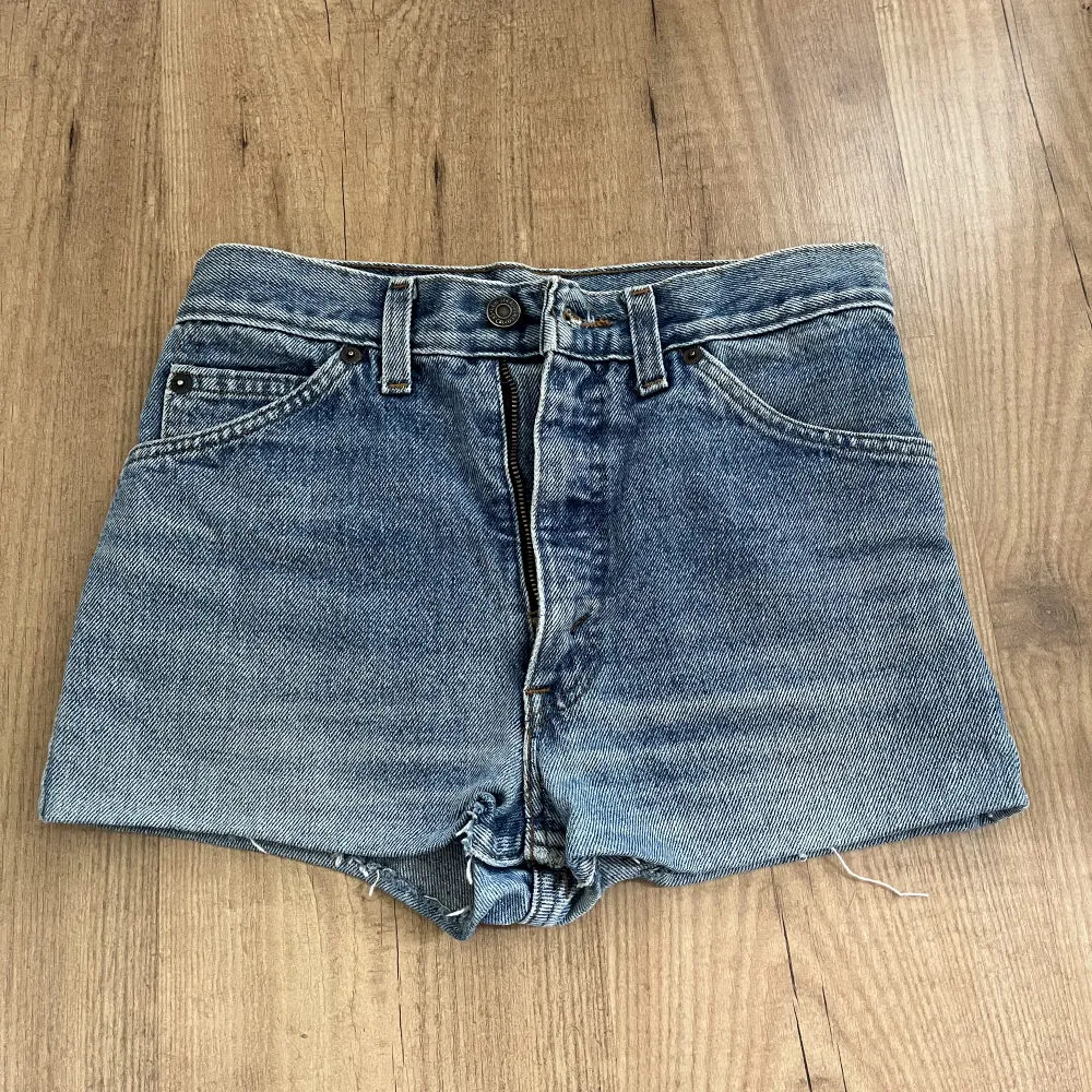 Så fina levisshorts 💙💙. Shorts.