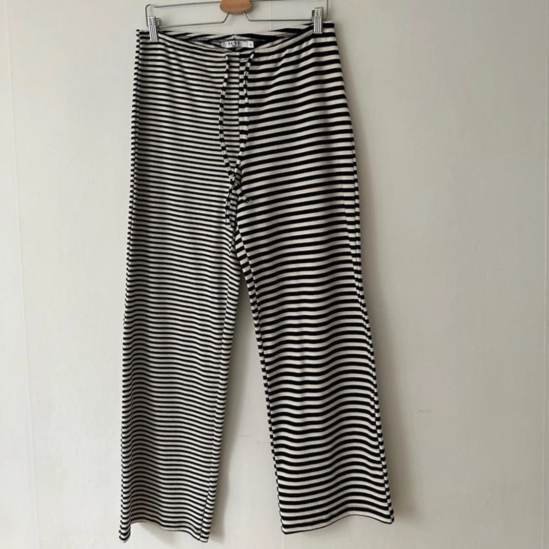 Slutsålda De Gurnels x Nakd loose pants - 90