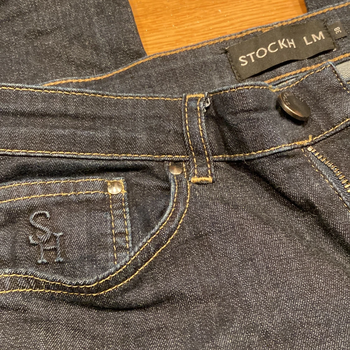 Lågmidjade straight jeans!  - 90