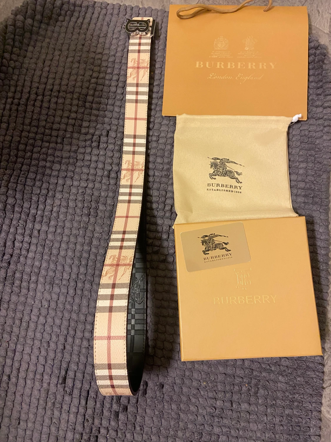 burberry belt