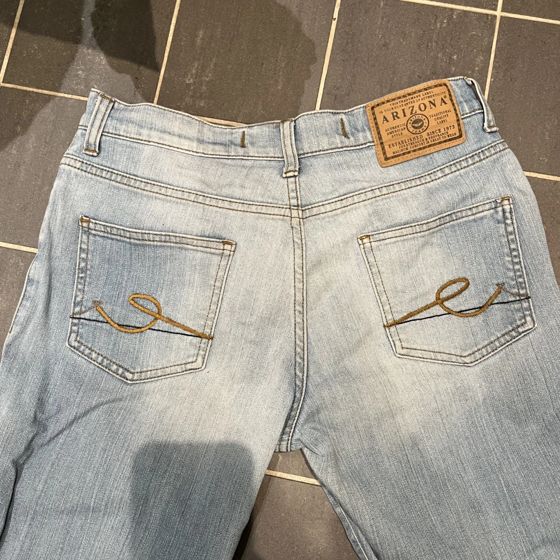 Lowwaist bootcutjeans - 91