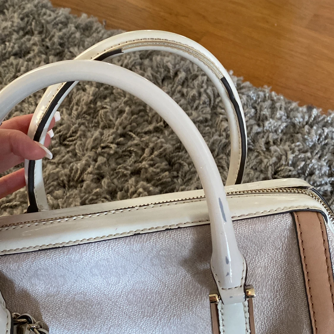 Guessväska mini - 91