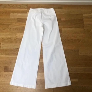 Linnebyxor - Världens finaste linnebyxor, stretchiga över allt utom midjan!