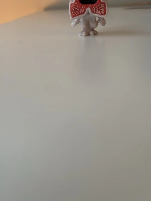 Stranger things kinder joy demogorgon - Helt ny och inga repor