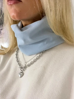 Ljusblå buff - Snygg ljusblåbuff i mjukt material. Helt ny!💖💖